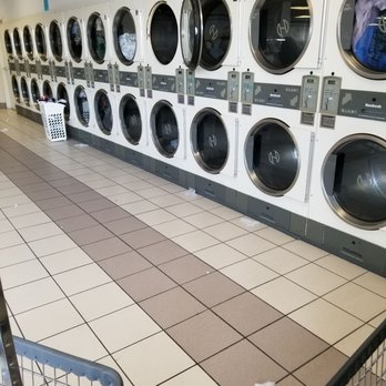 A & M Super Wash - Laundromat Near Me - Berwyn, Illinois A & M Super Wash - Laundromat Near Me - Berwyn, Illinois