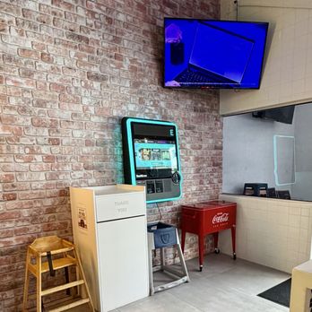 Tacos Mi Pa - TV & Juke Box - Tacos Near Me - Bakersfield, California