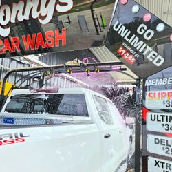 Ronny's Car Wash
