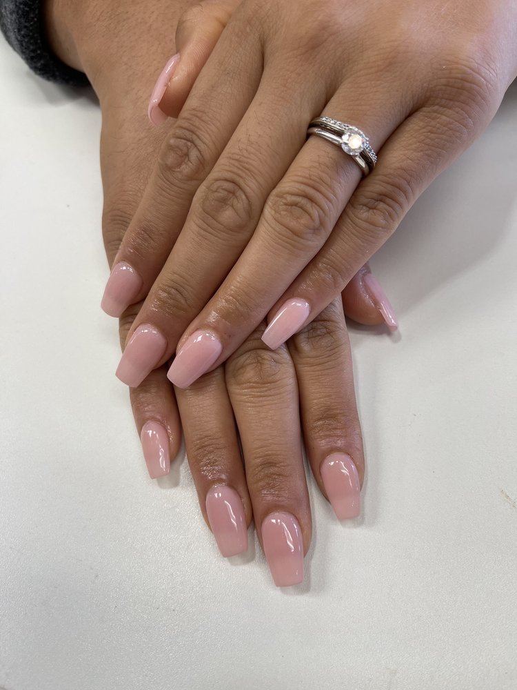 SOPHIA’S NAILS Updated August 2024 1100 S Main St, Lexington, North