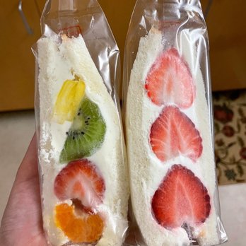 Mana Sandwiches - Mixed fruit sandwich and strawberry sandwich - Sandwiches Near Me - Honolulu, Hawaii