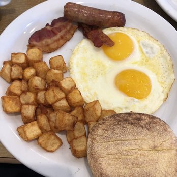 Reveille Coffeehouse Cafe - Breakfast & Brunch Near Me - Sugar Hill, Georgia