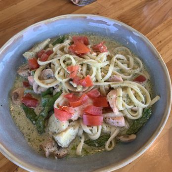 Skates On The Bay - Salmon Pesto Pasta - Seafood Near Me - Berkeley, California