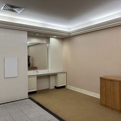 Dillard's - Women's lounge on 2nd