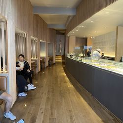 Raku - Front dessert place