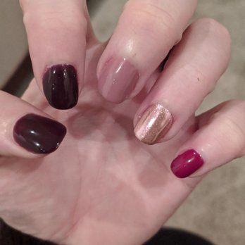 Luxury Nails & Spa - Gel manicure - Nail Salons Near Me - Herndon, Virginia