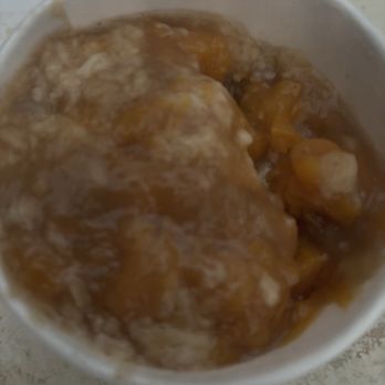 The Hive Bar & Grill - Peach cobbler - Breakfast & Brunch Near Me - Richmond, Virginia