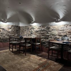 The Best Cellar - Cellar dining area