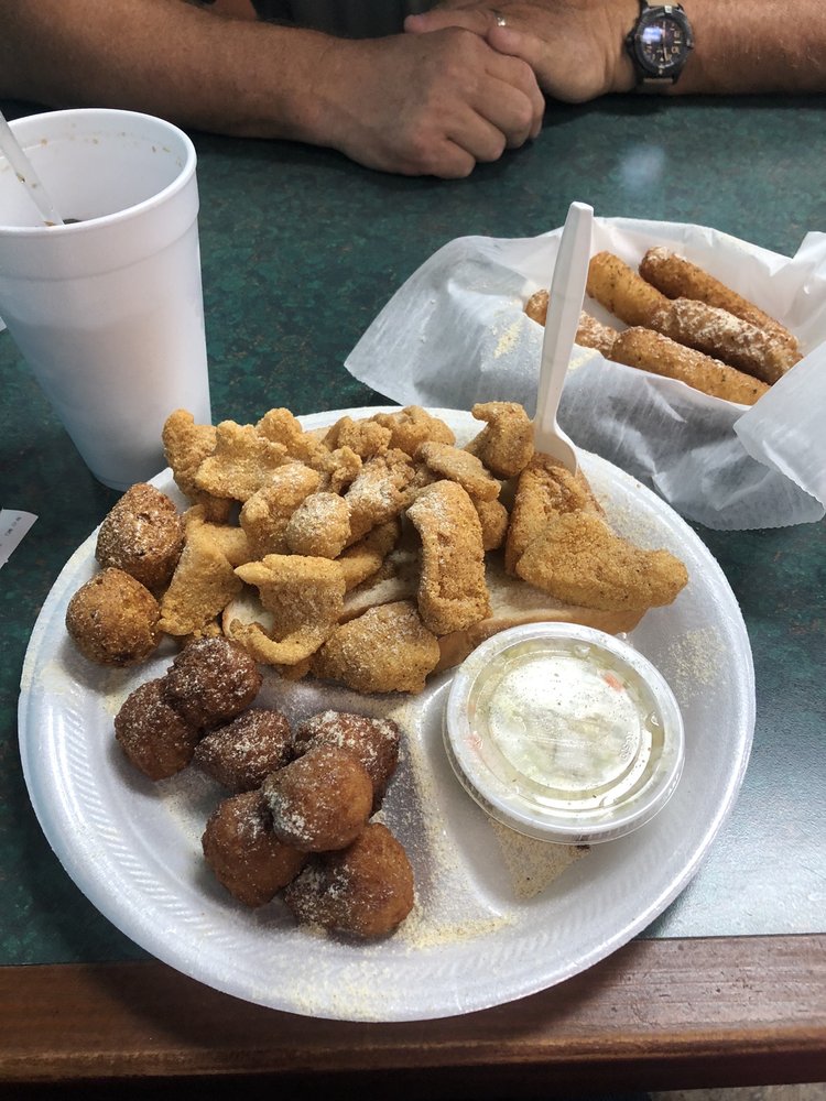 Shark’s Fish & Chicken