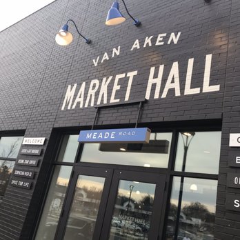 Van Aken District - 11 April 2019 -- outside - Food Court Near Me - Shaker Heights, Ohio