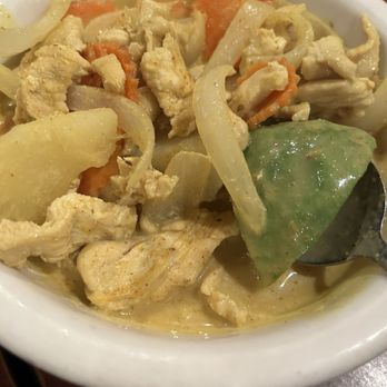Thai Chili - VE Avocado Yellow Curry - Thai Near Me - Elk Grove, California Thai Chili - VE Avocado Yellow Curry - Thai Near Me - Elk Grove, California