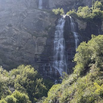 Bridal Veil Falls - The Bridal Veil Falls - Hiking Near Me - Provo, Utah Bridal Veil Falls - The Bridal Veil Falls - Hiking Near Me - Provo, Utah