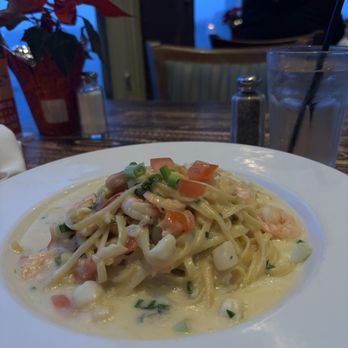 The Fish Hopper - seafood pasta Isabella - Seafood Near Me - Monterey, California The Fish Hopper - seafood pasta Isabella - Seafood Near Me - Monterey, California