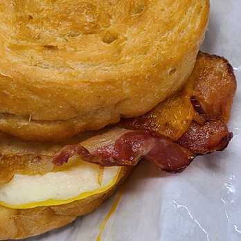 Starbucks - Double-Smoked Bacon, Cheddar and Egg Sandwich. - Coffee & Tea Near Me - Roanoke, Virginia