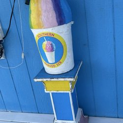 Southern Shaved Ice - 10/10 place go check them out they open at 1:00-6:00