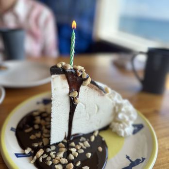 Duke's Malibu - Kimo 's Original Hula Pie® - New American Near Me - Malibu, California Duke's Malibu - Kimo 's Original Hula Pie® - New American Near Me - Malibu, California
