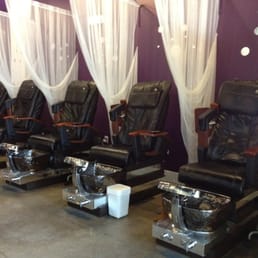 Very sheek decor