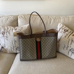 Gucci bag Gucci bag