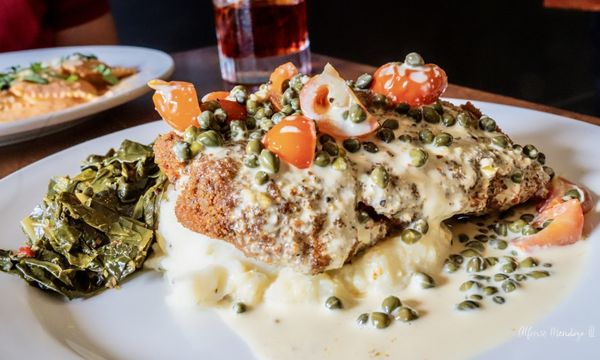 Oliver's Corner Bistro by null