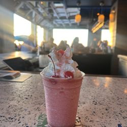 Lah De Dah Beach Bar & Grill - Strawberry daiquiri