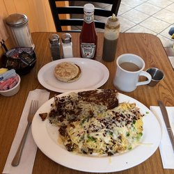 San Martin Cafe - Gilroy Garlic omelet