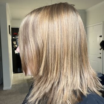 Fantastic Sams - Look at these layers... - Hair Salons Near Me - Schertz, Texas