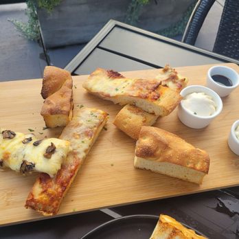 745 Osteria - Bread service - Italian Near Me - Old Saybrook, Connecticut 745 Osteria - Bread service - Italian Near Me - Old Saybrook, Connecticut