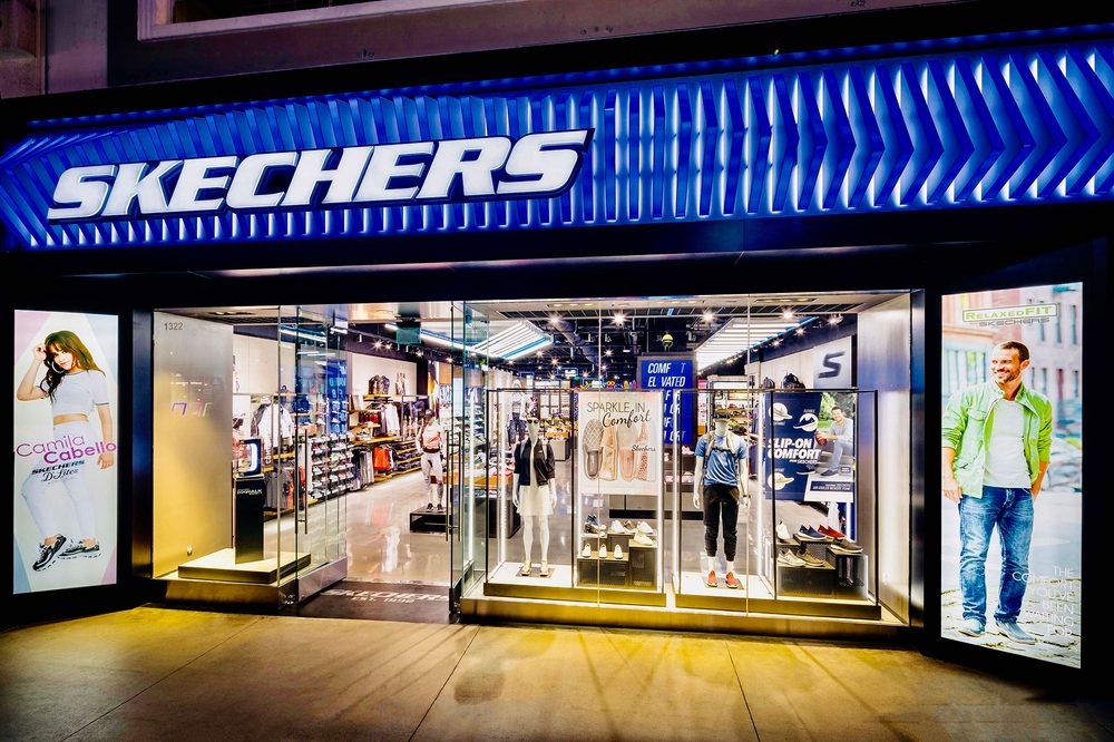 SKECHERS RETAIL 18 Reviews Shoe Stores 3200 Las Vegas Blvd S Las 