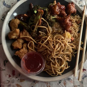 Happy Dragon - My plate - Chinese Near Me - Bakersfield, California