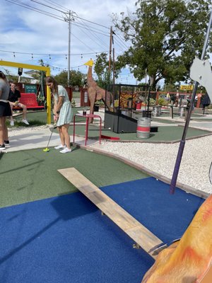 Putt Pub by null