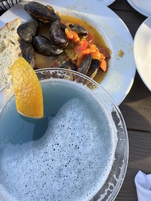 Warren's Harborview by null