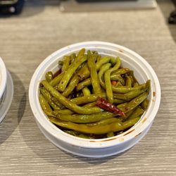 Yong Wang Kitchen - Big bowl of beans, enjoyable despite the slightly sugary sauce.