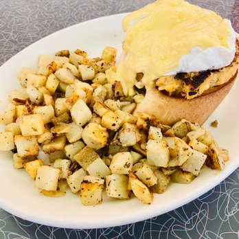 Lake Effect Diner - Chesapeake Crab Cake Benedict - Diners Near Me - Buffalo, New York Lake Effect Diner - Chesapeake Crab Cake Benedict - Diners Near Me - Buffalo, New York