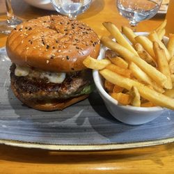 Davitts Bar Restaurant - Beef burger