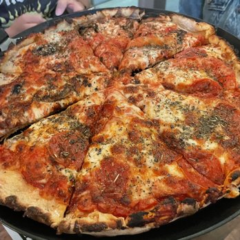 The Wolfhound Bar and Kitchen - 14in Cheese Pizza (half pepperoni, half veggies) - Bars Near Me - Chicago, Illinois