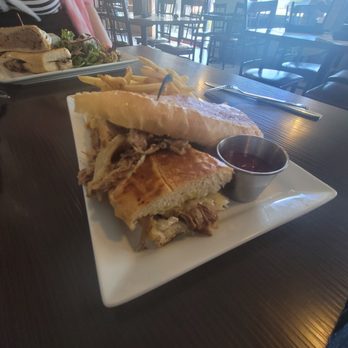 Cuban Island Restaurant - Cuban Near Me - Indialantic, Florida Cuban Island Restaurant - Cuban Near Me - Indialantic, Florida