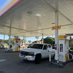 Shell - Pumps