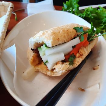 Lakeside Pho & Grill - Banh Mi - Vietnamese Near Me - Lakeside, California
