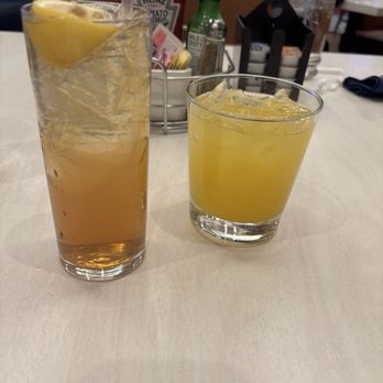 LB Grill - Long Island iced tea and fuzzy navel - Breakfast & Brunch Near Me - Sparks, Nevada LB Grill - Long Island iced tea and fuzzy navel - Breakfast & Brunch Near Me - Sparks, Nevada