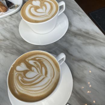 Parable Cafe - Vanilla lattes with oat milk - Cafes Near Me - Columbus, Ohio
