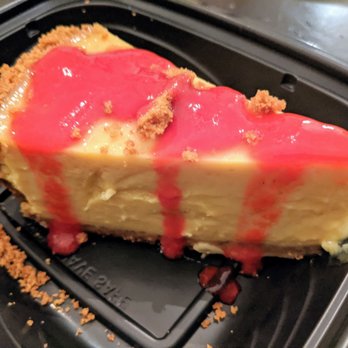 Sullivan's Steakhouse - Dessert - Key lime pie w/raspberry sauce - Steakhouses Near Me - Naperville, Illinois Sullivan's Steakhouse - Dessert - Key lime pie w/raspberry sauce - Steakhouses Near Me - Naperville, Illinois