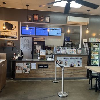 Snoice - Inside counter to order and pick up - Bubble Tea Near Me - Spring Valley, California Snoice - Inside counter to order and pick up - Bubble Tea Near Me - Spring Valley, California