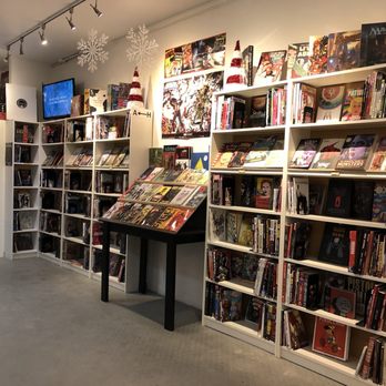 Librairie Crossover Comics - Comic Books Near Me - Montreal, Quebec