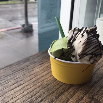 Caravaggio Gelato Lab - Green tea & Stracciatella. - Gelato Near Me - Berkeley, California