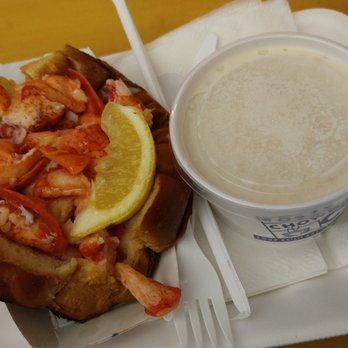Boston Chowda - Combo with New England clam chowder - Seafood Near Me - Boston, Massachusetts Boston Chowda - Combo with New England clam chowder - Seafood Near Me - Boston, Massachusetts