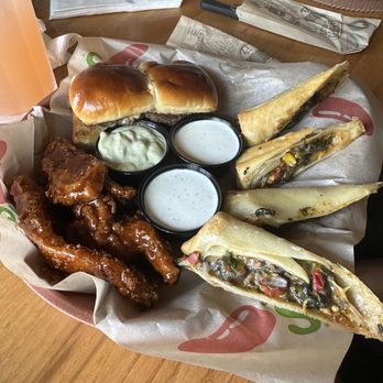 Chili's - Triple Dipper® - Tex-Mex Near Me - Waipahu, Hawaii Chili's - Triple Dipper® - Tex-Mex Near Me - Waipahu, Hawaii