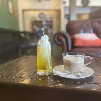 Veskolini Cafe - Coffee and soda - Desserts Near Me - Dunedin, Florida Veskolini Cafe - Coffee and soda - Desserts Near Me - Dunedin, Florida