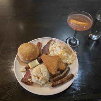 Zim’s Cafe - Breakfast plate - Sandwiches Near Me - Lexington, Kentucky Zim’s Cafe - Breakfast plate - Sandwiches Near Me - Lexington, Kentucky