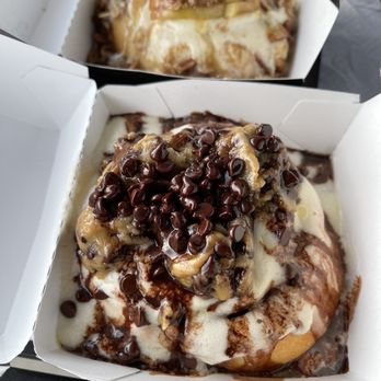 Cinnaholic - Cookie Monster roll is so rich! - Bakeries Near Me - Gilbert, Arizona