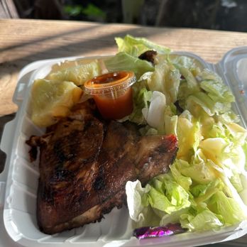Mike's Huli Chicken - Food Trucks Near Me - Kahuku, Hawaii Mike's Huli Chicken - Food Trucks Near Me - Kahuku, Hawaii